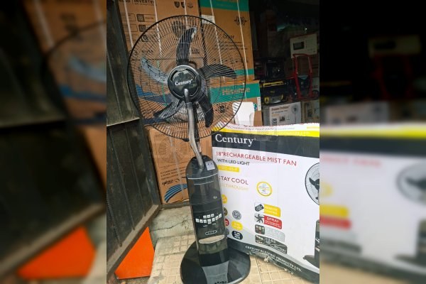 Sunny Breeze 18-Inch Rechargeable Cooling Fan