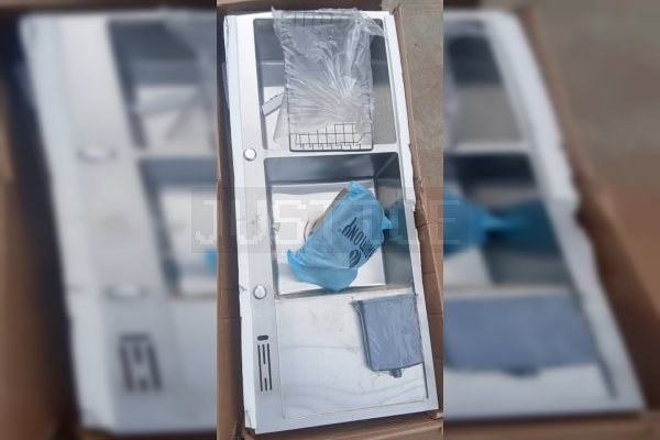 Dual Chrome Kitchen Sink Beauty