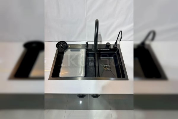 Stylish Black Sink Set with Mixer in Port Harcourt