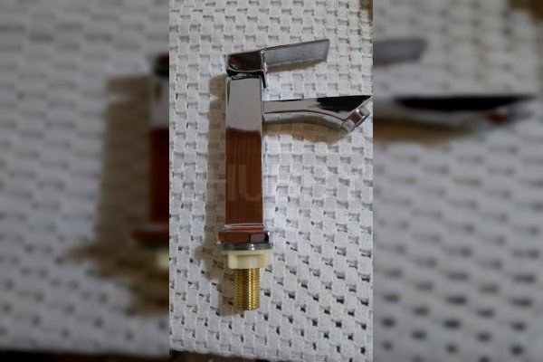 Elegant Silver Bathroom Tap Faucet