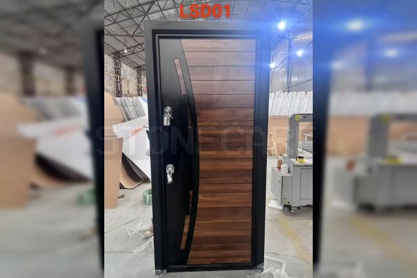 Stylish Turkish Steel Door in Aba